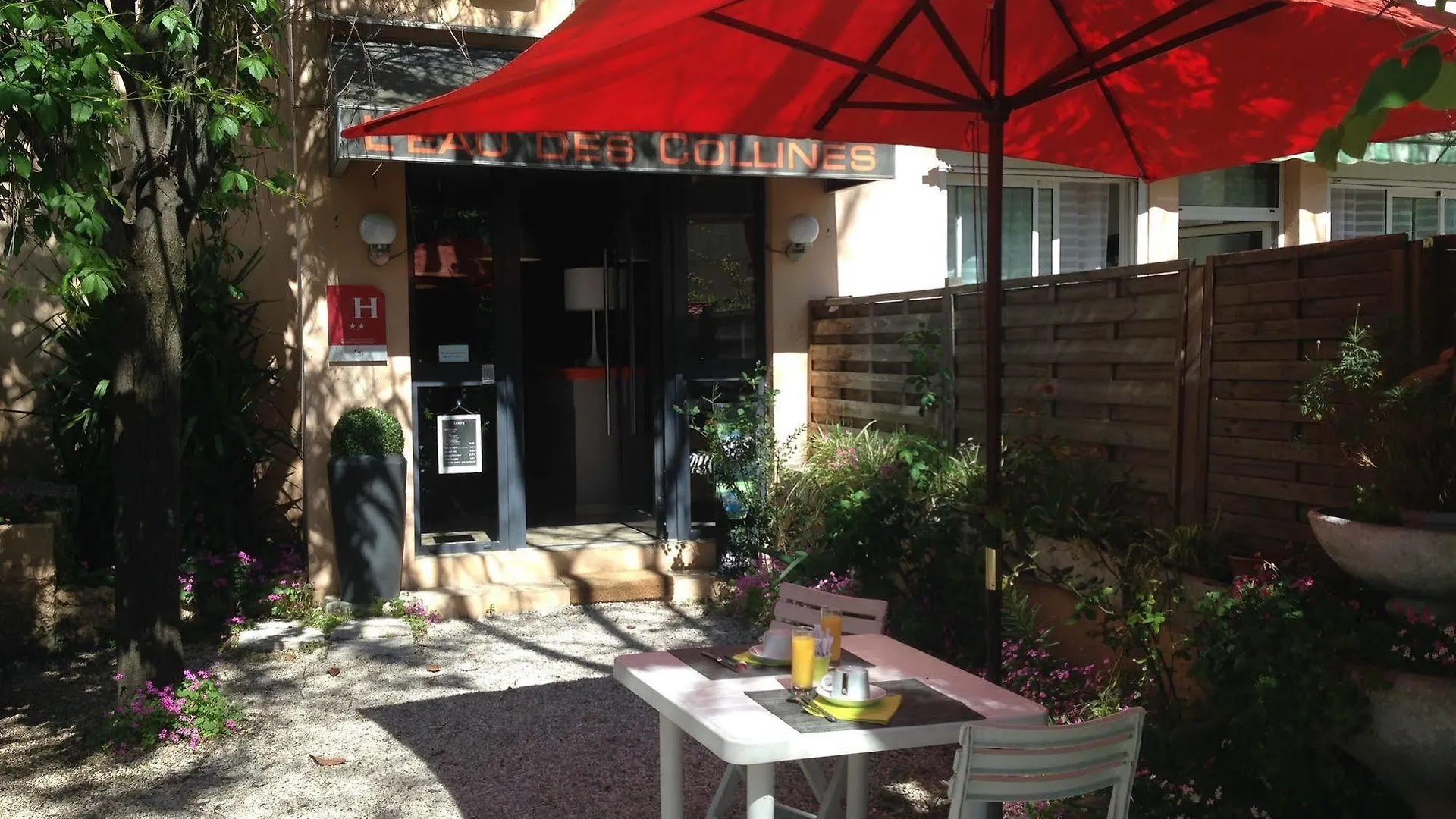 Hotel L'Eau Des Collines
